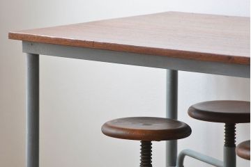 ラフジュ工房オリジナル 6脚格納スツールの作業台(テーブル、机)