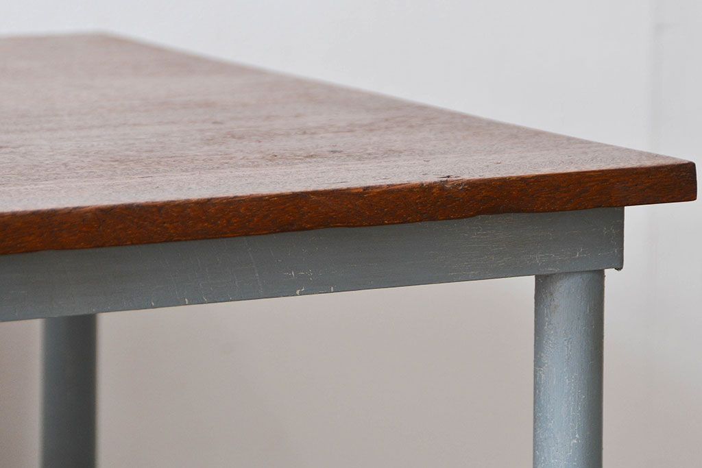 ラフジュ工房オリジナル 6脚格納スツールの作業台(テーブル、机)