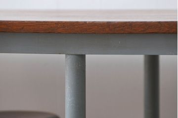 ラフジュ工房オリジナル 6脚格納スツールの作業台(テーブル、机)