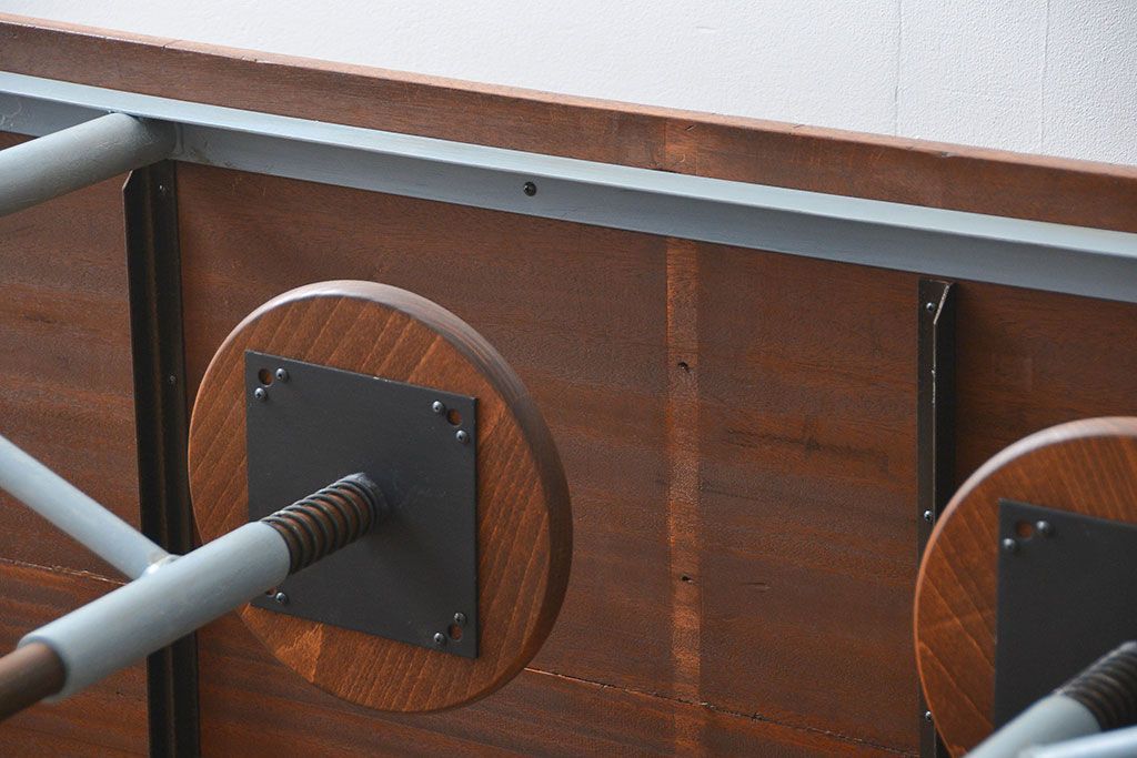 ラフジュ工房オリジナル 6脚格納スツールの作業台(テーブル、机)