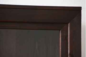 アンティーク家具　古民具・骨董 太い框組みの大きなガラス収納棚(ガラスケース、食器棚、水屋箪笥)