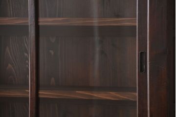 アンティーク家具　古民具・骨董 太い框組みの大きなガラス収納棚(ガラスケース、食器棚、水屋箪笥)