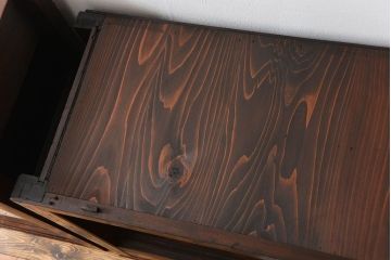 アンティーク家具　古民具・骨董 太い框組みの大きなガラス収納棚(ガラスケース、食器棚、水屋箪笥)