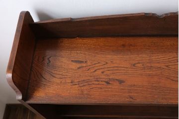 アンティーク家具　アンティーク 古い木の引き出し付き本棚(飾り棚)