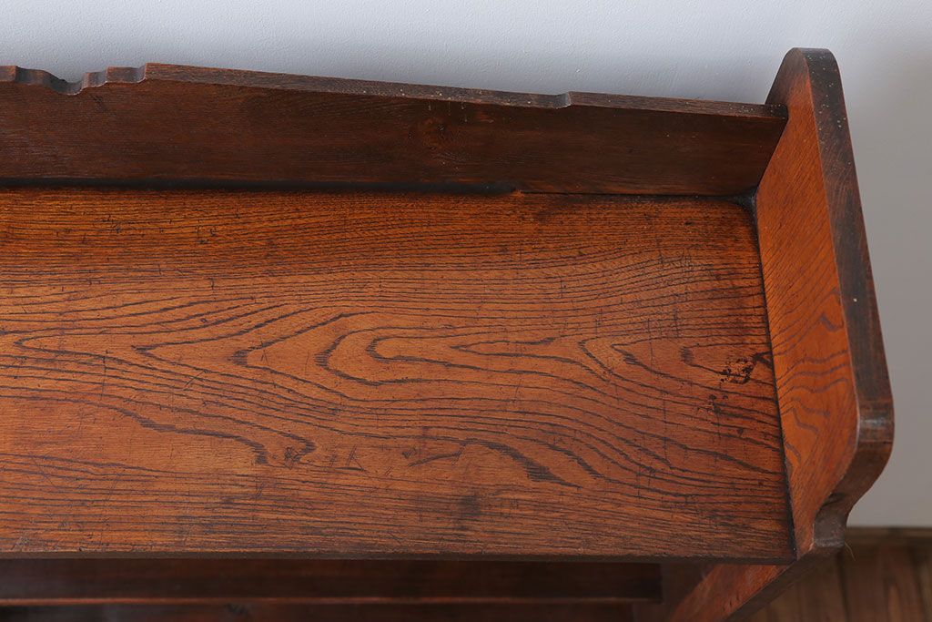 アンティーク家具　アンティーク 古い木の引き出し付き本棚(飾り棚)