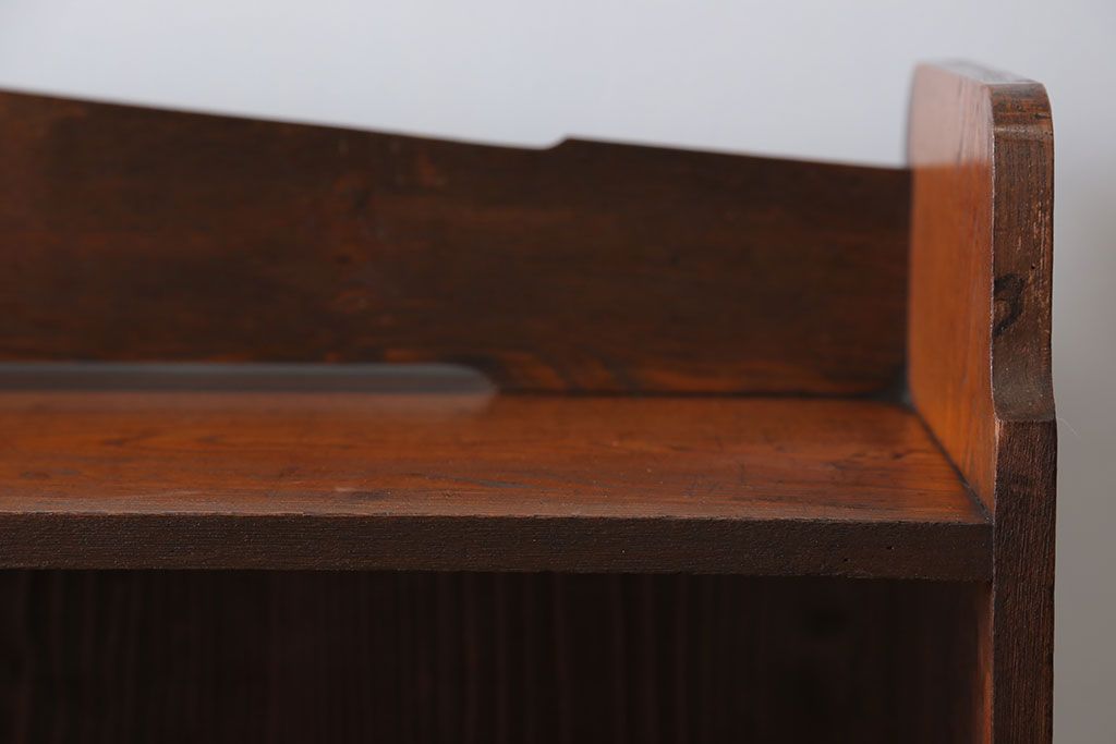 アンティーク家具　アンティーク 古い木の引き出し付き本棚(飾り棚)