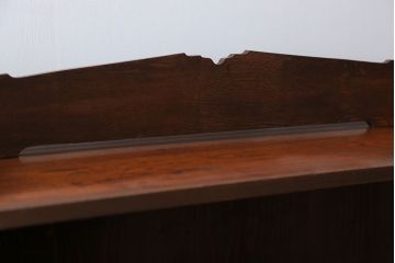 アンティーク家具　アンティーク 古い木の引き出し付き本棚(飾り棚)