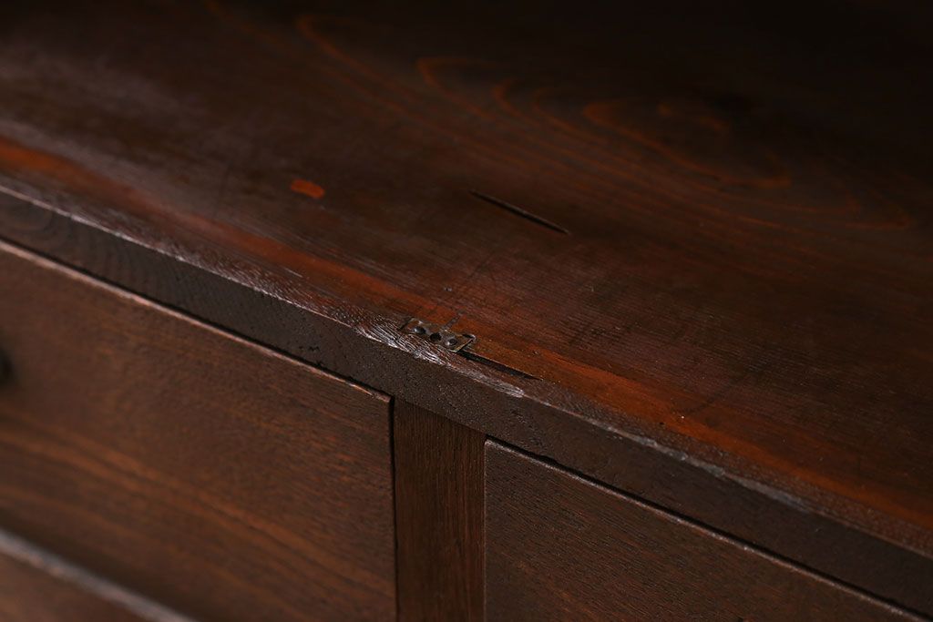 アンティーク家具　アンティーク 古い木の引き出し付き本棚(飾り棚)