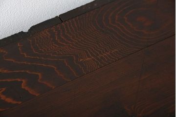 アンティーク家具　古民具・骨董 味わい深い前面栗材ローチェスト(時代箪笥、テレビボード)