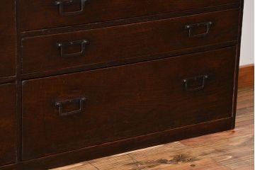 アンティーク家具　古民具・骨董 味わい深い前面栗材ローチェスト(時代箪笥、テレビボード)