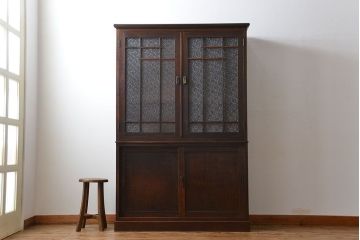 アンティーク家具　大正ロマン ダイヤガラス入りの2段重ね収納棚(食器棚)