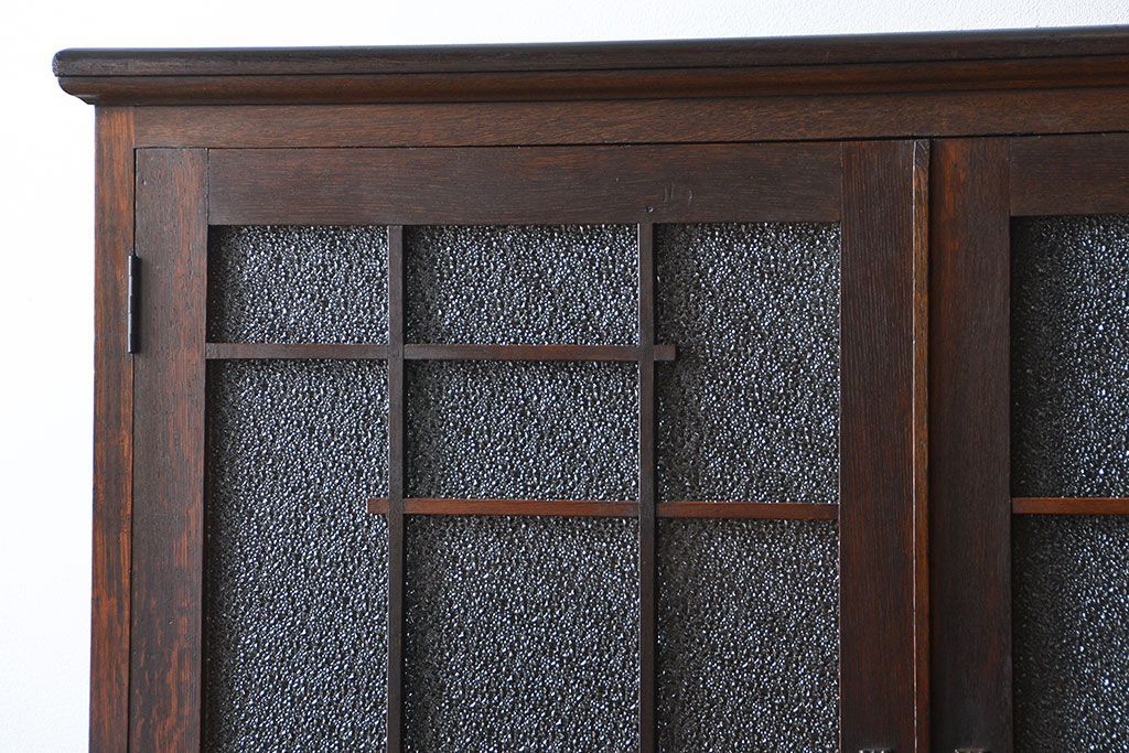 アンティーク家具　大正ロマン ダイヤガラス入りの2段重ね収納棚(食器棚)