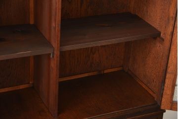 アンティーク家具　大正ロマン ダイヤガラス入りの2段重ね収納棚(食器棚)