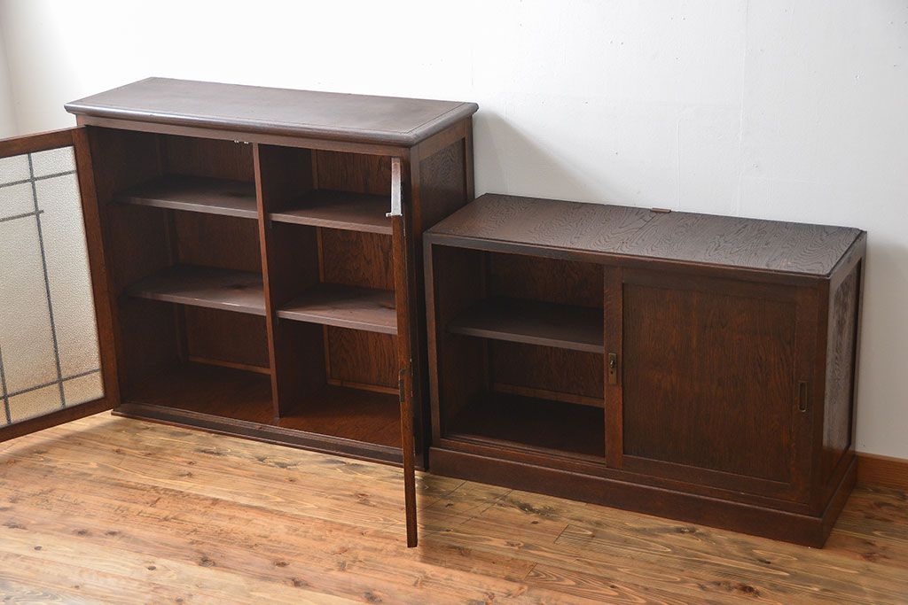 アンティーク家具　大正ロマン ダイヤガラス入りの2段重ね収納棚(食器棚)