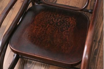 アンティーク家具　イギリスアンティーク 曲げ木ロッキングチェア