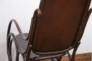 アンティーク家具　イギリスアンティーク 曲げ木ロッキングチェア