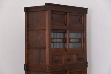 アンティーク家具　古民具・骨董 モールガラス入りのモダンな三尺水屋箪笥(食器棚、収納棚)