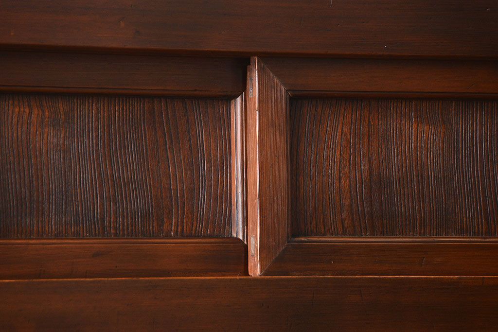 アンティーク家具　古民具・骨董 モールガラス入りのモダンな三尺水屋箪笥(食器棚、収納棚)