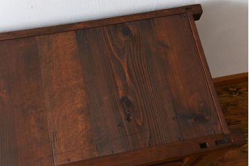 アンティーク家具　古民具・骨董 モールガラス入りのモダンな三尺水屋箪笥(食器棚、収納棚)