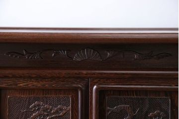 アンティーク家具　1960年頃 鉄刀木(タガヤサン)製 重厚な飾り棚(茶棚)