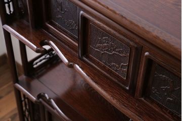 アンティーク家具　1960年頃 鉄刀木(タガヤサン)製 重厚な飾り棚(茶棚)