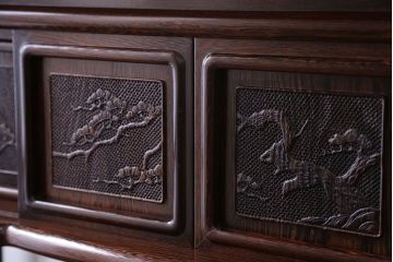 アンティーク家具　1960年頃 鉄刀木(タガヤサン)製 重厚な飾り棚(茶棚)