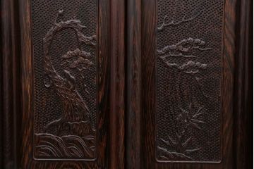 アンティーク家具　1960年頃 鉄刀木(タガヤサン)製 重厚な飾り棚(茶棚)