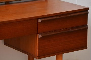 北欧家具 鏡付き ドレッサーテーブル(北欧ビンテージサイドボード)
