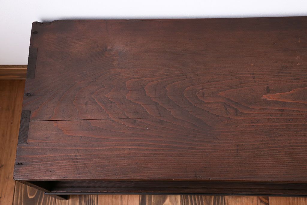 アンティーク家具　アンティーク 鉄脚付きモールガラスローボード(テレビボード)