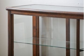 アンティーク家具　アンティーク 古いナラ材の4枚引き戸ガラスケース(ショーケース、飾り棚)