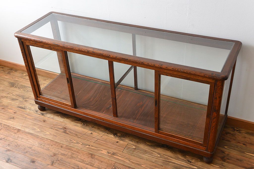 アンティーク家具　アンティーク 古いナラ材の4枚引き戸ガラスケース(ショーケース、飾り棚)