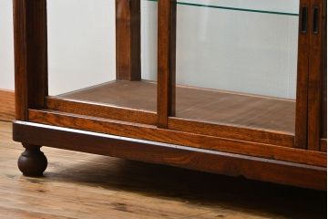 アンティーク家具　アンティーク 古いナラ材の4枚引き戸ガラスケース(ショーケース、飾り棚)