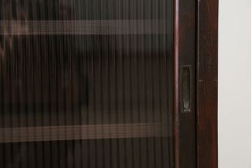 アンティーク家具　アンティーク 古い木のモールガラス入りのキッチンキャビネット(収納棚、食器棚)