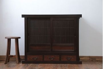 アンティーク家具　古民具・骨董 丸桟仕上げ 三尺水屋箪笥サイドボード(収納棚)