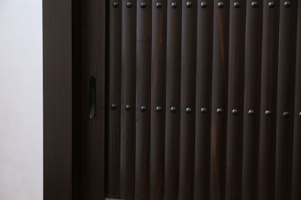 アンティーク家具　古民具・骨董 丸桟仕上げ 三尺水屋箪笥サイドボード(収納棚)