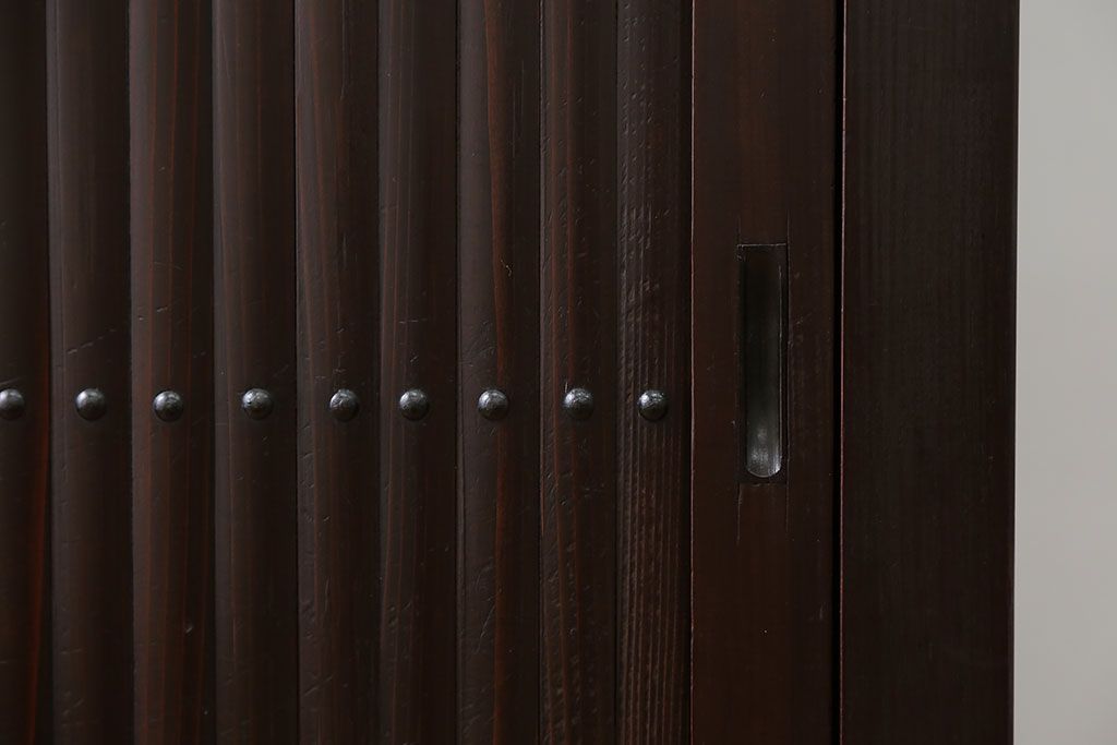 アンティーク家具　古民具・骨董 丸桟仕上げ 三尺水屋箪笥サイドボード(収納棚)