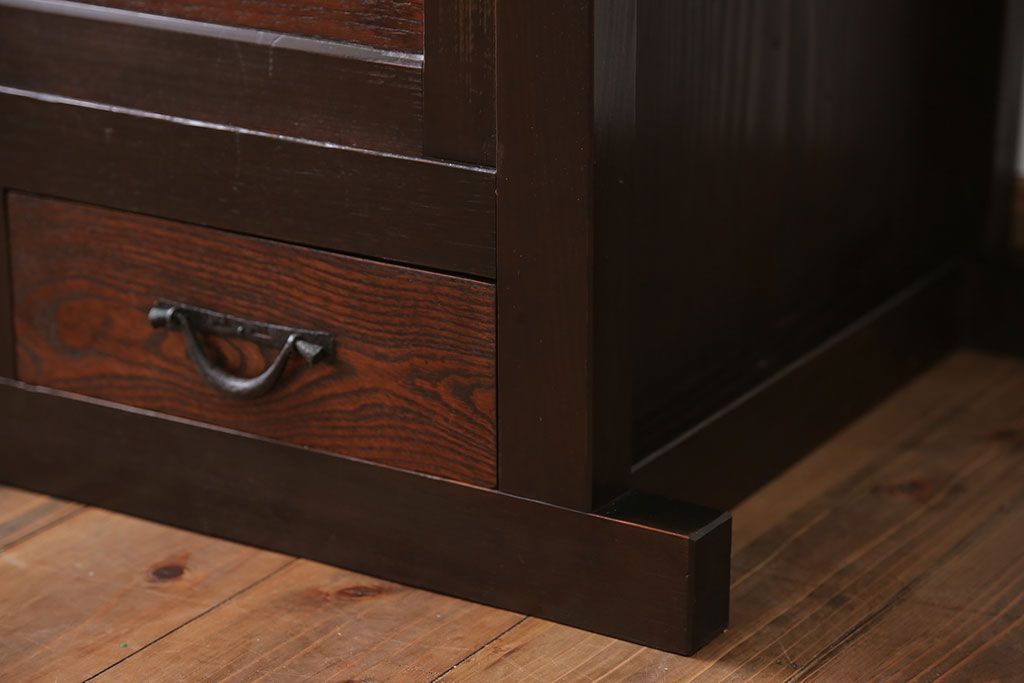 アンティーク家具　古民具・骨董 丸桟仕上げ 三尺水屋箪笥サイドボード(収納棚)