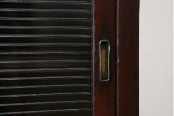 アンティーク家具　アンティーク 古い木のモールガラス収納棚(戸棚)