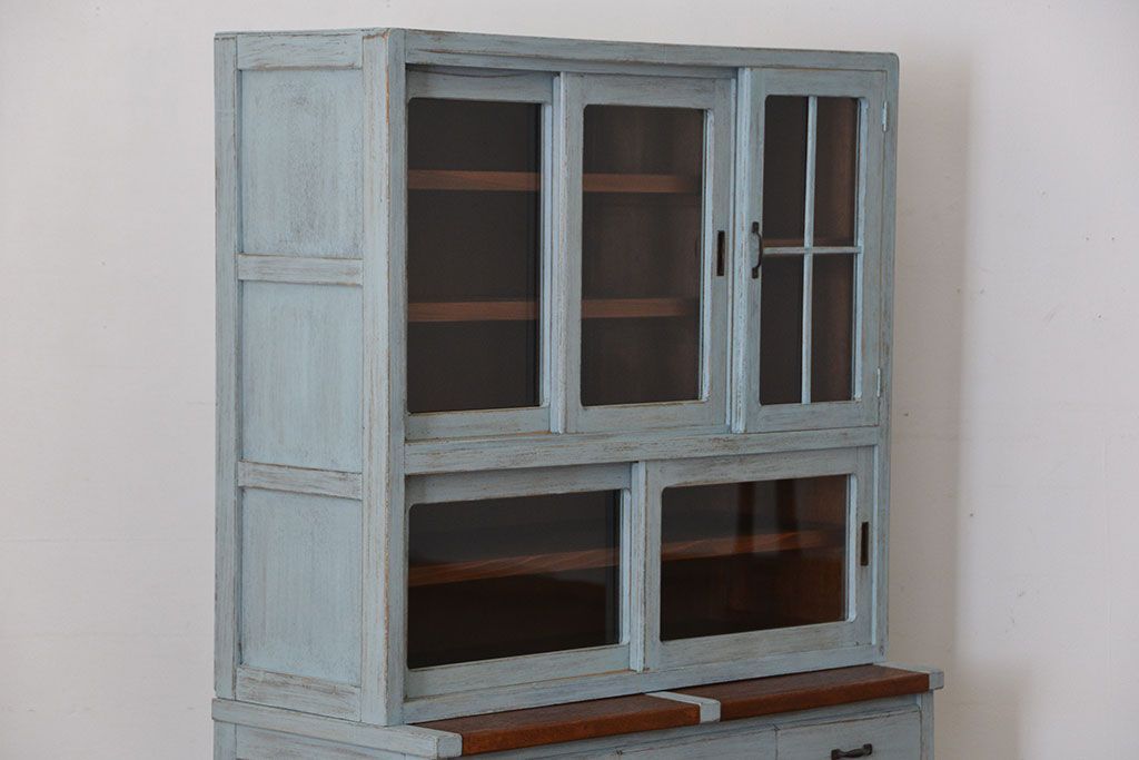 レトロ家具　昭和レトロ アンティークペイント シンプルな食器棚(カップボード)