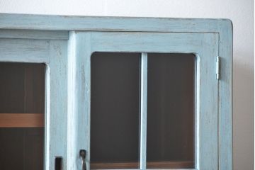 レトロ家具　昭和レトロ アンティークペイント シンプルな食器棚(カップボード)