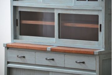 レトロ家具　昭和レトロ アンティークペイント シンプルな食器棚(カップボード)