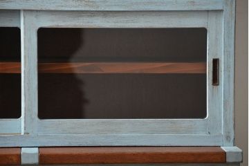 レトロ家具　昭和レトロ アンティークペイント シンプルな食器棚(カップボード)