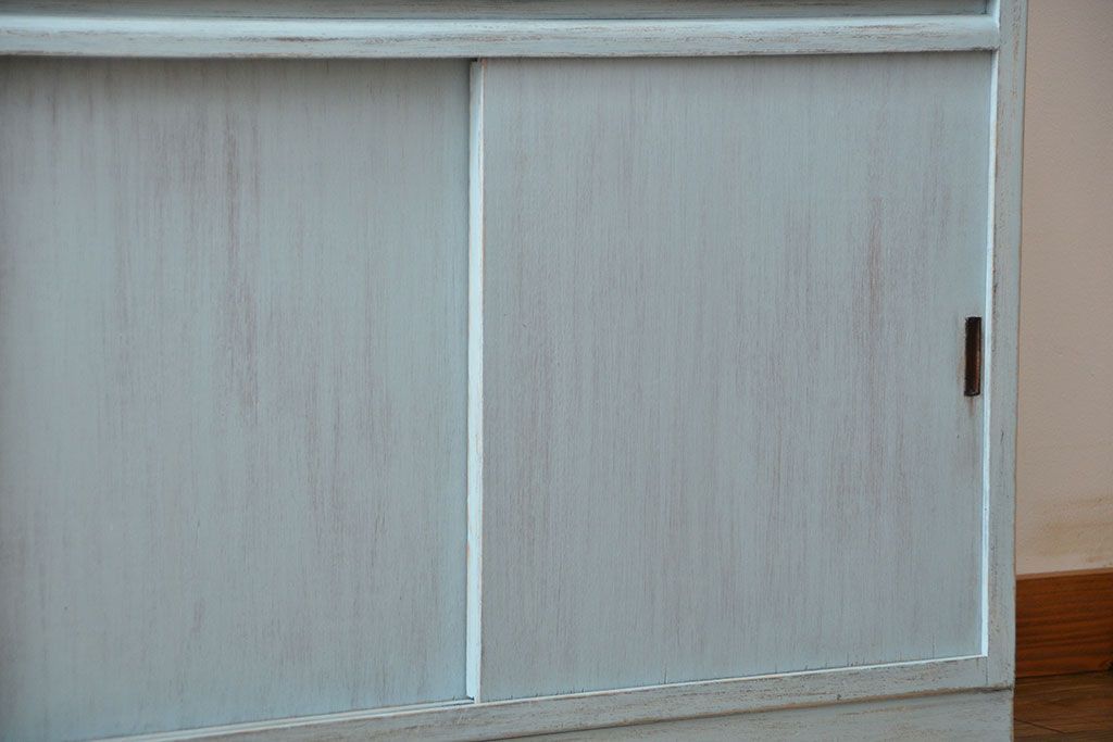 レトロ家具　昭和レトロ アンティークペイント シンプルな食器棚(カップボード)