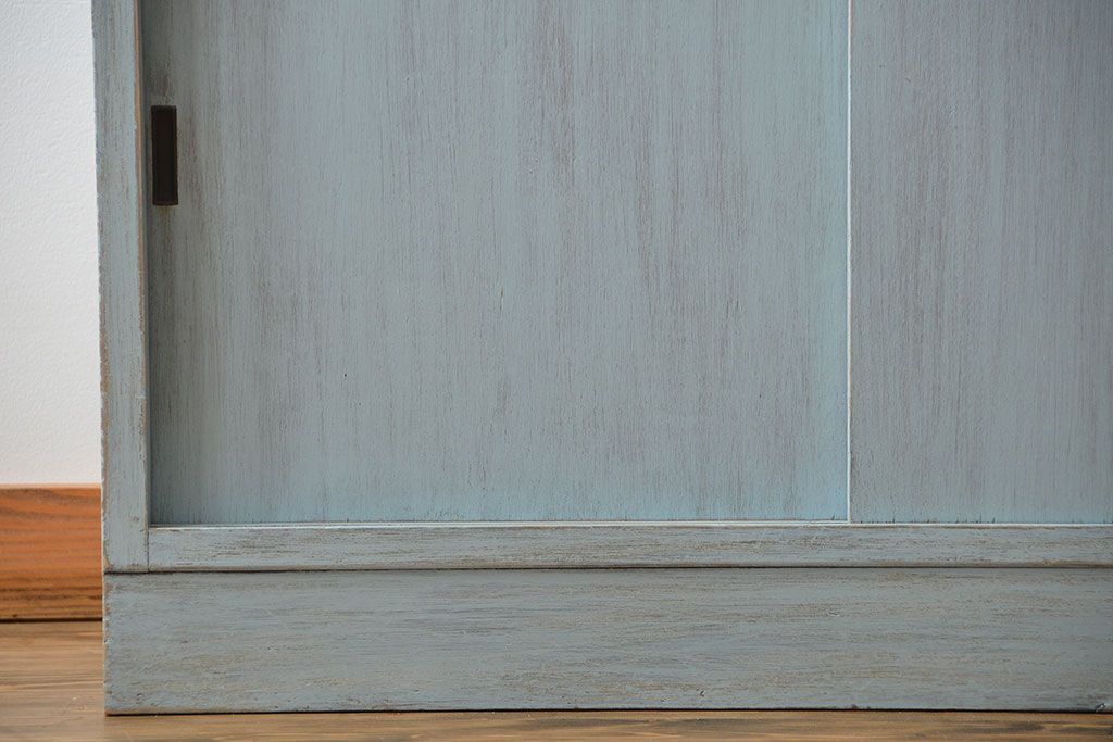 レトロ家具　昭和レトロ アンティークペイント シンプルな食器棚(カップボード)