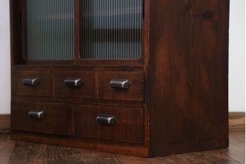 レトロ家具　昭和レトロ モールガラス アンティーク収納棚(キャビネット)