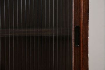 レトロ家具　昭和レトロ モールガラス アンティーク収納棚(キャビネット)