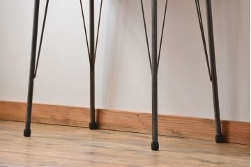 アンティーク家具　アンティーク 天板一枚板 古材を使った鉄脚テーブル(1)(作業台、机)