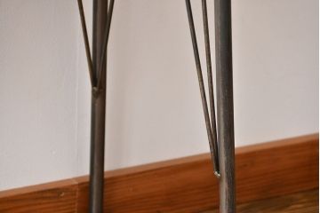 アンティーク家具　アンティーク 天板一枚板 古材を使った鉄脚テーブル(1)(作業台、机)