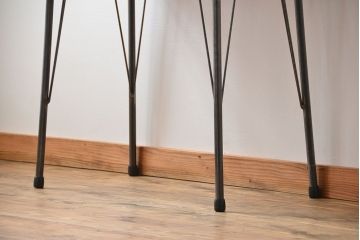 アンティーク家具　アンティーク 天板一枚板 古材を使った鉄脚テーブル(1)