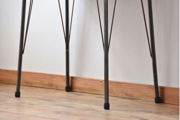 アンティーク家具　アンティーク 天板一枚板 古材を使った鉄脚テーブル(2)